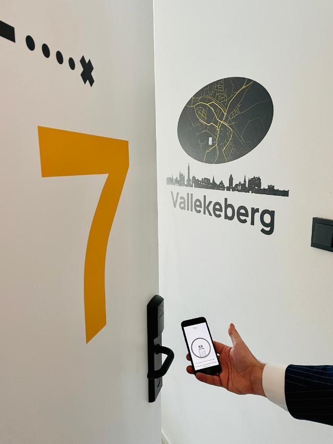 City2C Valkenburg Grendelplein - Digital&Staffless Valkenburg aan de Geul Exterior foto